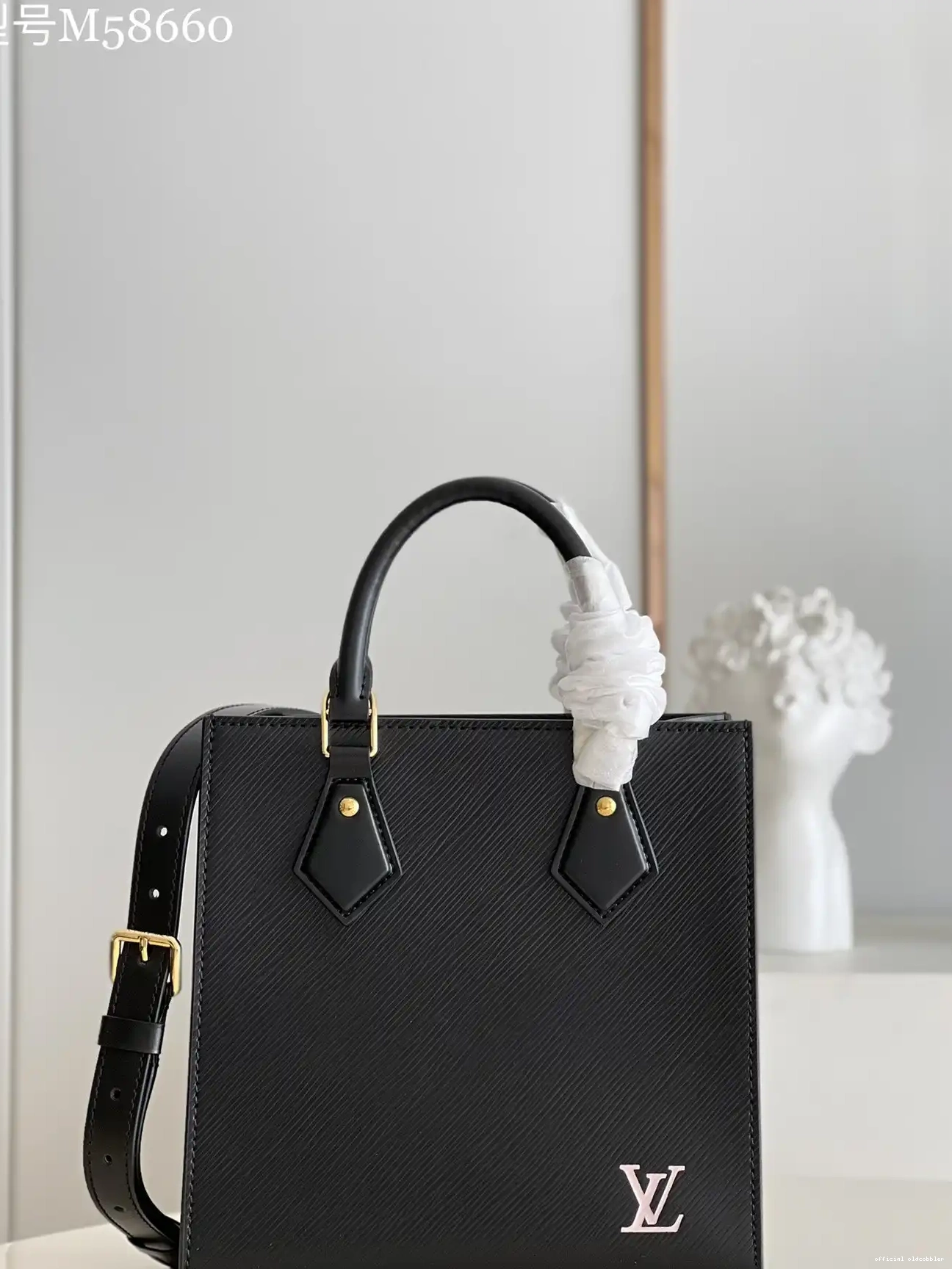 Official oldcobbler SAC VUITTON PETIT LOUIS PLAT 0630